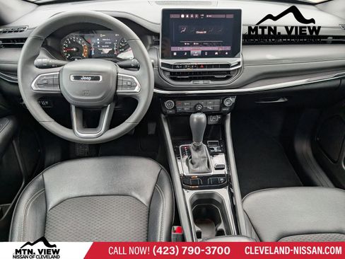 Used 2023 Jeep Compass Altitude image 9