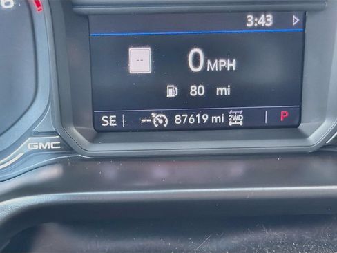 Used 2019 GMC Sierra 1500 SLT w/ SLT Premium Package AWD/4WD image 13