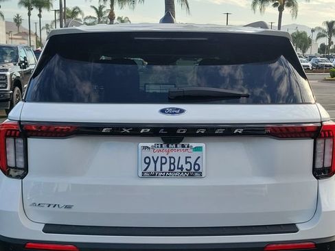 Used 2026 Ford Explorer Active RWD image 28