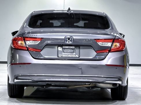 Used 2021 Honda Accord EX-L image 10