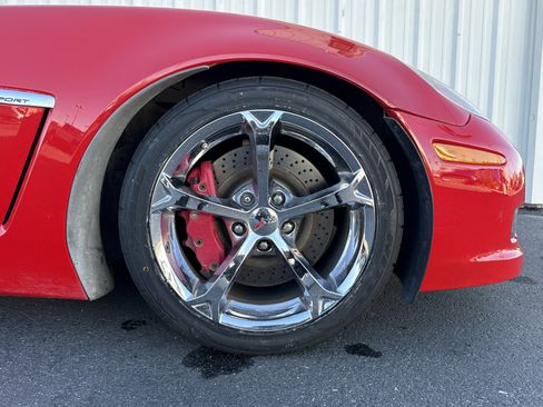 Used 2013 Chevrolet Corvette Grand Sport w/ 3LT Preferred Equipment Group image 30