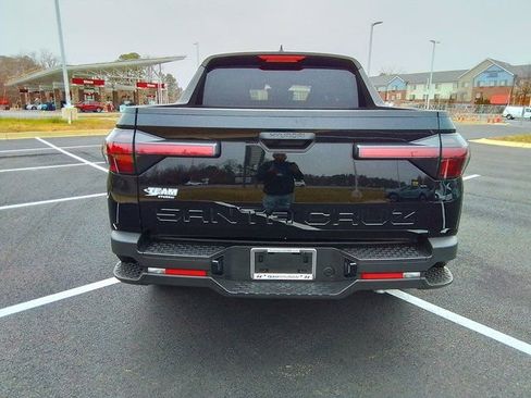 Certified 2025 Hyundai Santa Cruz SEL image 5