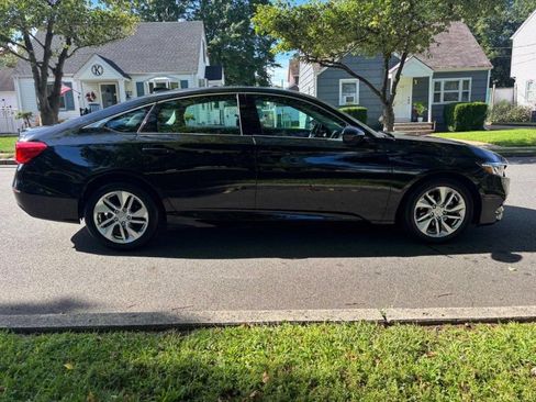 Used 2019 Honda Accord LX image 7
