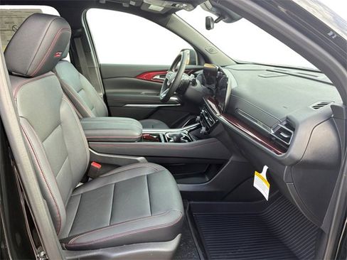 New 2026 Chevrolet Traverse Z71 w/ Enhanced Driving Package image 13