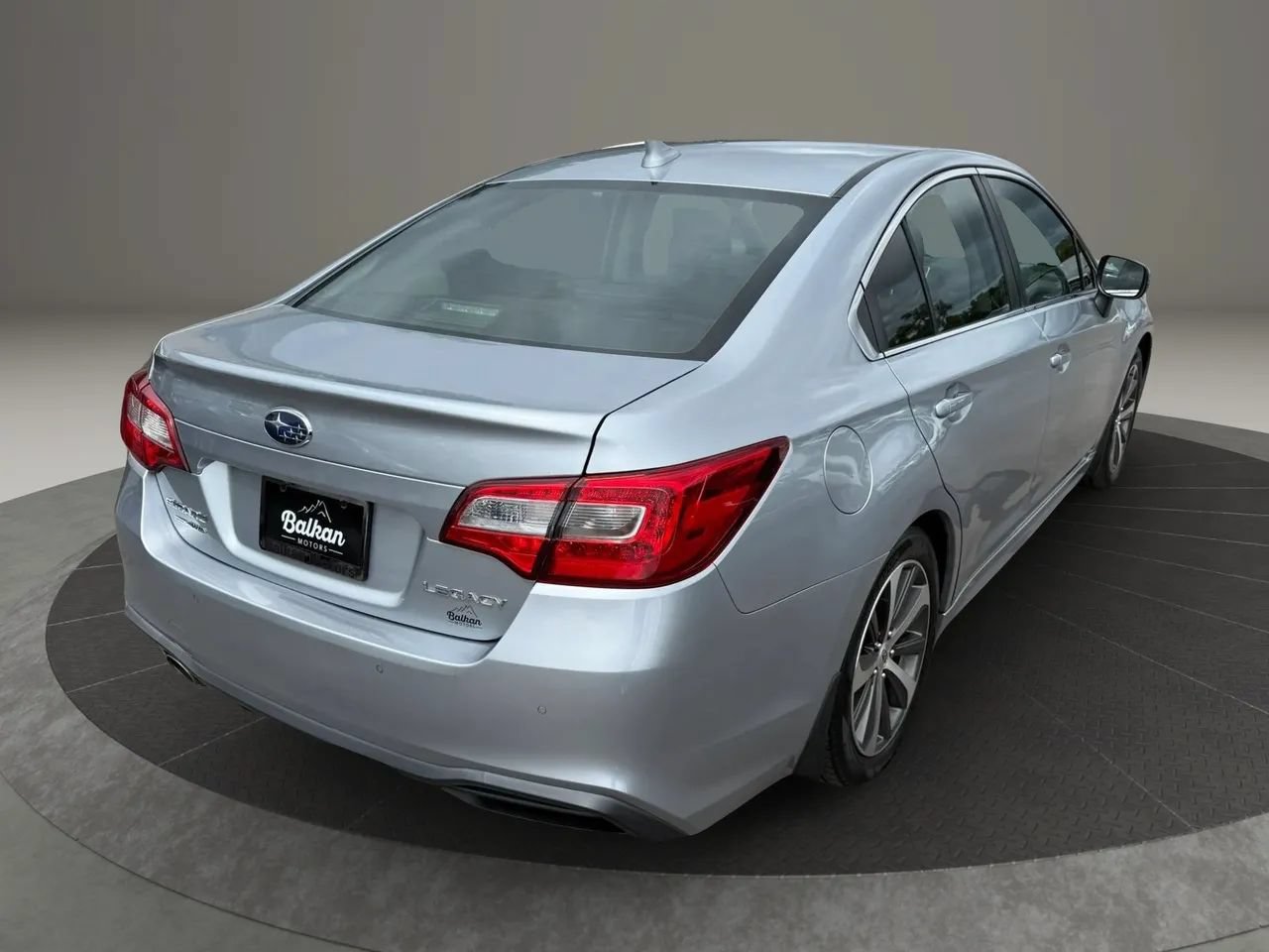 Used 2019 Subaru Legacy 2.5i Limited AWD/4WD image 5