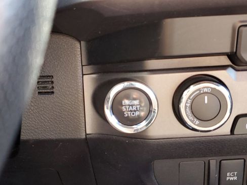 Certified 2023 Toyota Tacoma TRD Sport image 28