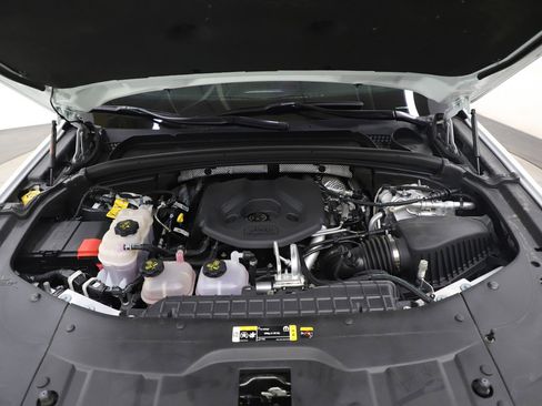 Used 2023 Jeep Grand Cherokee 4WD 4xe w/ Luxury Tech Group II image 31