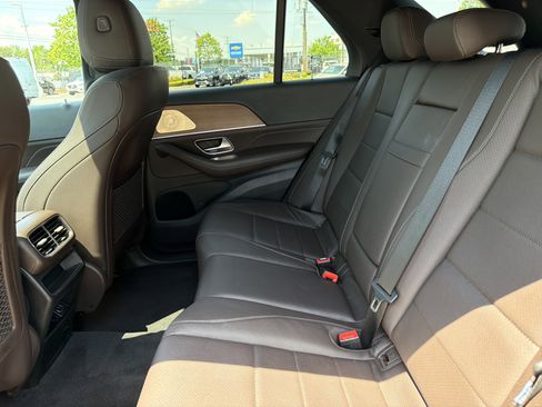 Certified 2022 Mercedes-Benz GLE 350 4MATIC w/ AMG Line Exterior image 32