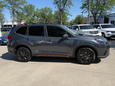 Used 2024 Subaru Forester Sport AWD/4WD image 3