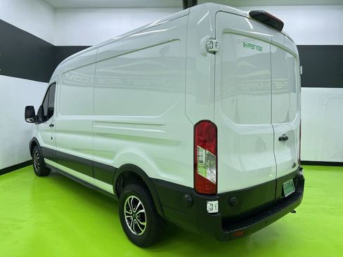 Used 2022 Ford Transit 250 Medium Roof w/ Load Area Protection Package RWD image 7