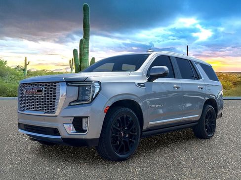 Used 2023 GMC Yukon Denali w/ Max Trailering Package AWD/4WD image 2