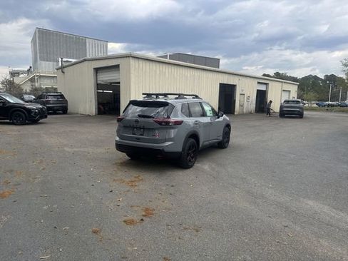 New 2026 Nissan Rogue SV AWD/4WD image 5