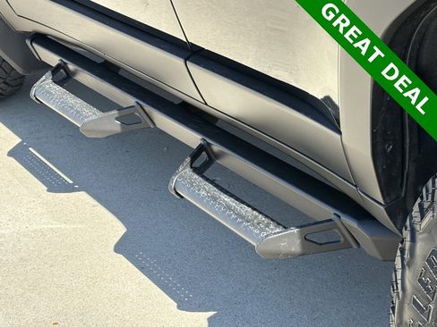 Used 2024 Toyota Land Cruiser image 11