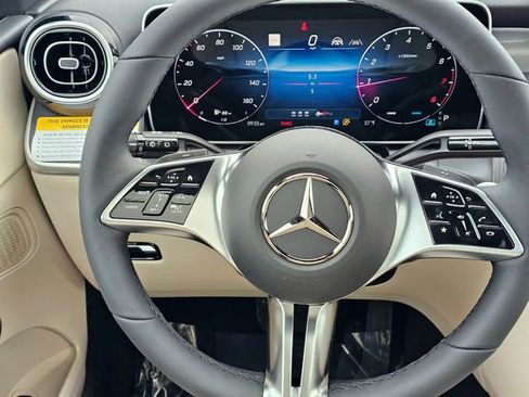 New 2026 Mercedes-Benz GLC 300 4MATIC image 29