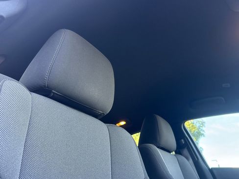 Used 2022 Dodge Charger SXT w/ Blacktop Package image 16