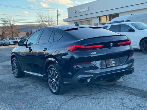 Certified 2024 BMW X6 xDrive40i w/ Premium Package image 5