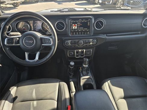 Used 2022 Jeep Wrangler Unlimited Sahara w/ Safety Group image 15