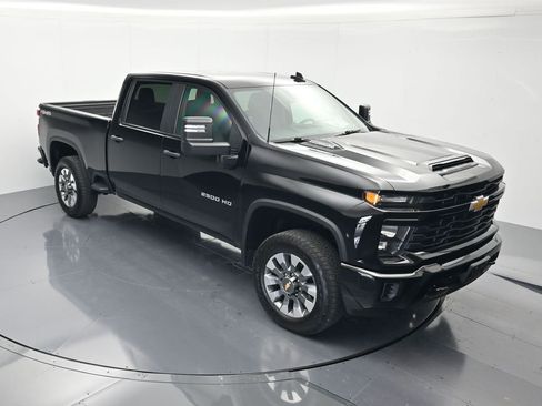 Used 2024 Chevrolet Silverado 2500 Custom w/ Custom Value Package AWD/4WD image 29