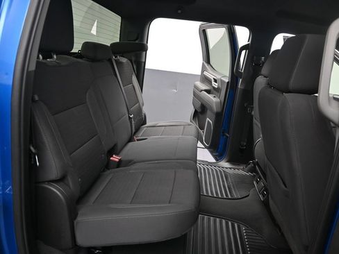 Used 2022 Chevrolet Silverado 1500 RST AWD/4WD image 25