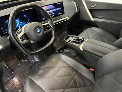 Used 2024 BMW iX xDrive50 AWD/4WD image 10