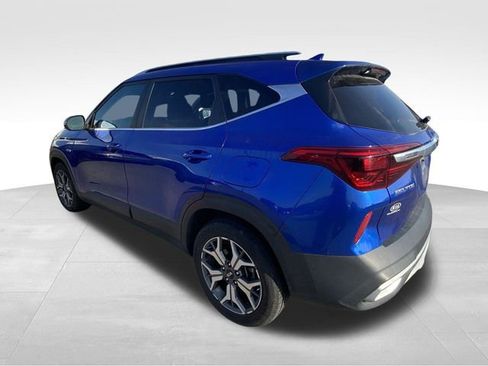 Used 2021 Kia Seltos EX AWD/4WD image 7