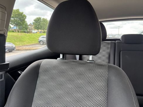 Used 2019 Nissan Rogue Sport SV FWD image 24