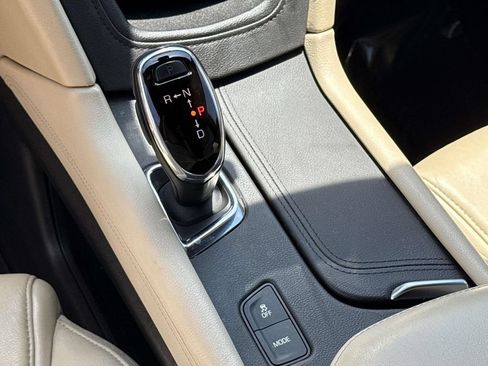 Used 2019 Cadillac XT5 Premium Luxury w/ Driver Assist Package FWD image 36