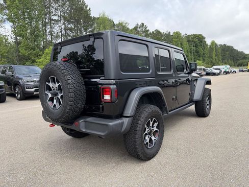 Used 2022 Jeep Wrangler Unlimited Rubicon AWD/4WD image 6