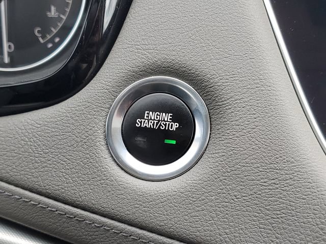 Certified 2022 Cadillac XT5 Premium Luxury AWD/4WD image 23