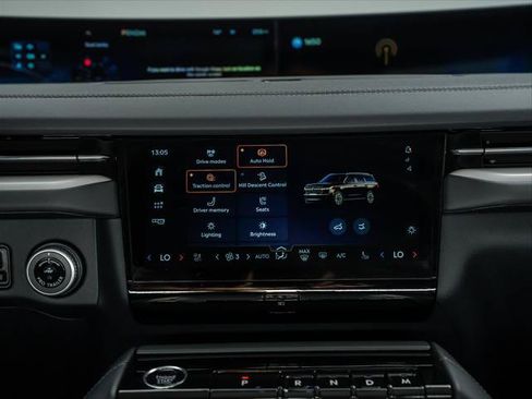New 2026 Lincoln Navigator Premiere AWD/4WD image 29
