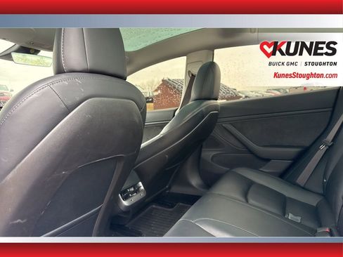 Used 2018 Tesla Model 3 Long Range image 30