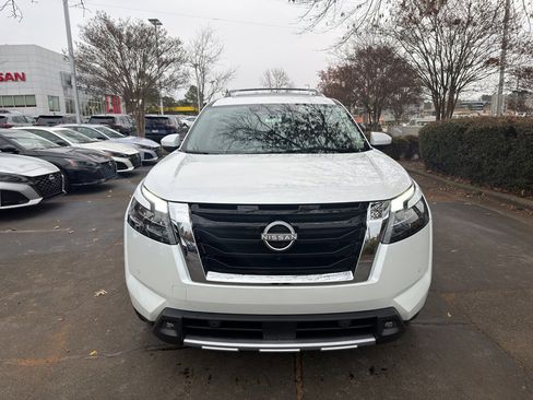 New 2025 Nissan Pathfinder Platinum w/ Cargo Package image 2