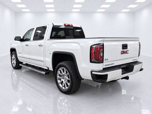 Used 2017 GMC Sierra 1500 Denali AWD/4WD image 9
