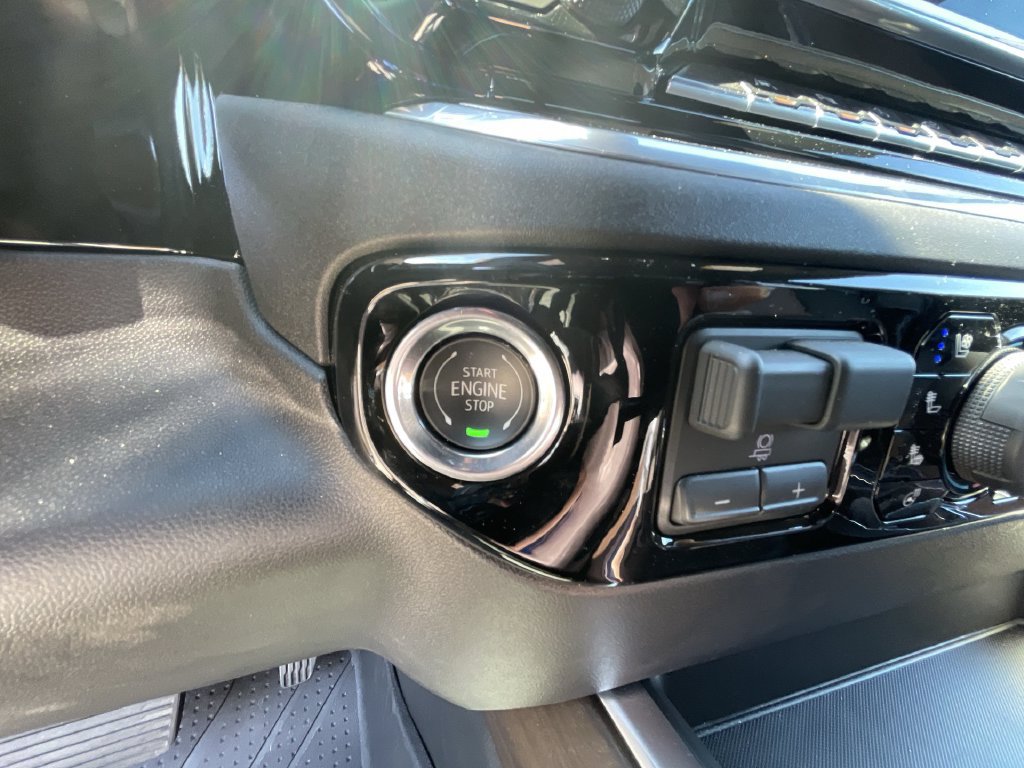 Used 2026 Chevrolet Silverado 1500 High Country AWD/4WD image 17