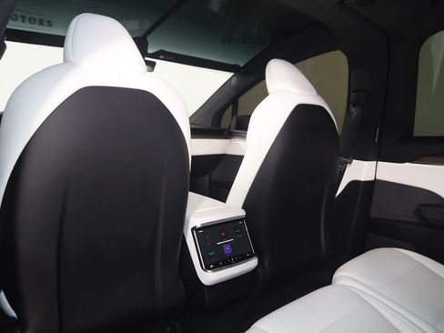 Used 2023 Tesla Model X AWD/4WD image 64