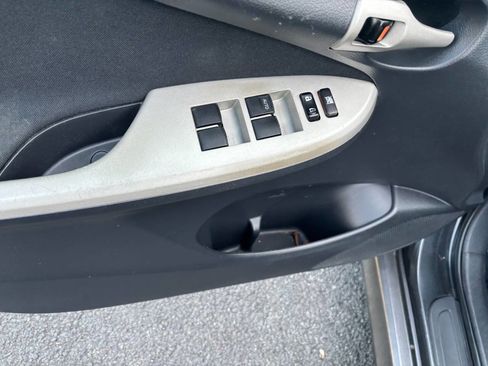 Used 2011 Toyota Corolla S FWD image 14