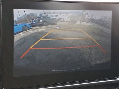 Used 2022 Hyundai Venue SE image 17