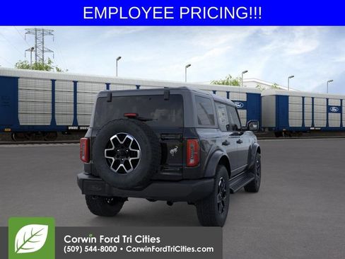 New 2026 Ford Bronco Outer Banks AWD/4WD image 8