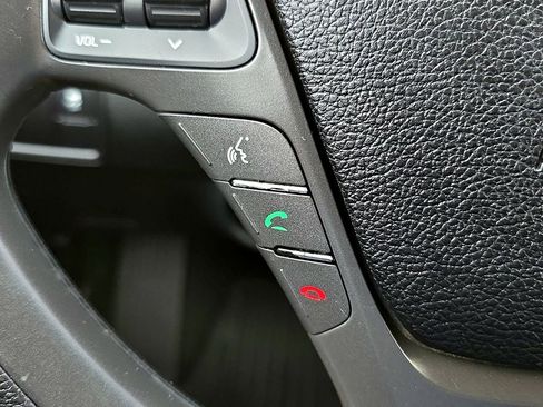 Used 2017 Kia Forte LX w/ LX Popular Package image 10