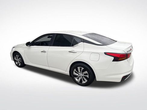 Certified 2024 Nissan Altima 2.5 S FWD image 43