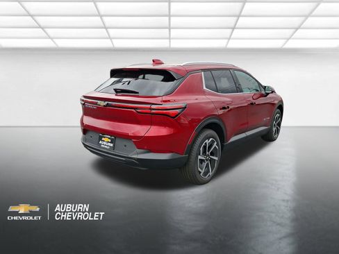 New 2026 Chevrolet Equinox EV LT AWD/4WD image 3
