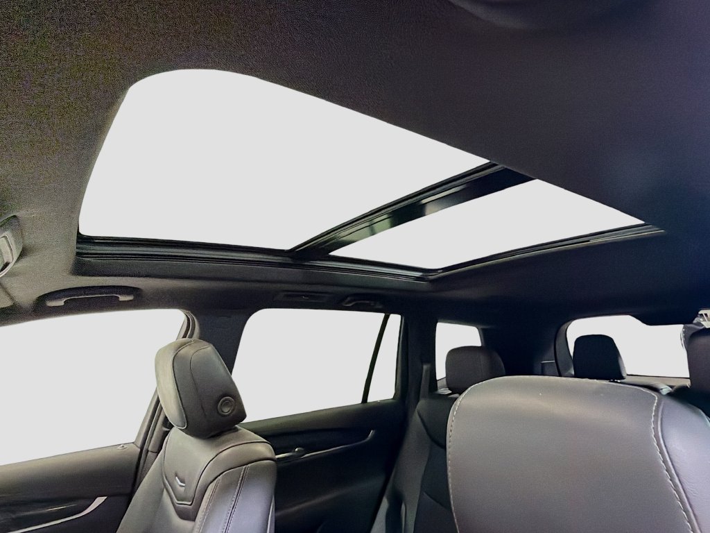 Used 2024 Cadillac XT6 Premium Luxury w/ LPO, Floor Liner Package AWD/4WD image 24