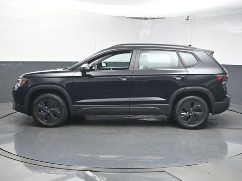 New 2026 Volkswagen Taos S image 5