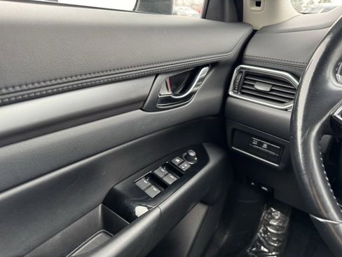 Used 2018 MAZDA CX-5 Touring image 29