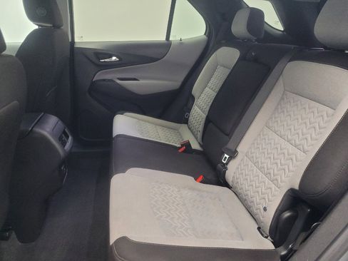 Used 2023 Chevrolet Equinox LT image 18