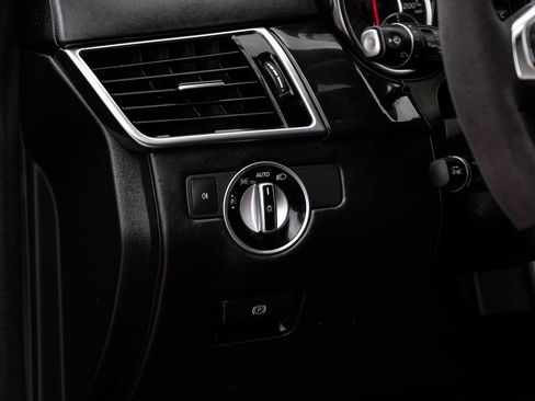 Used 2019 Mercedes-Benz GLS 63 AMG 4MATIC w/ AMG Night Styling Package image 21