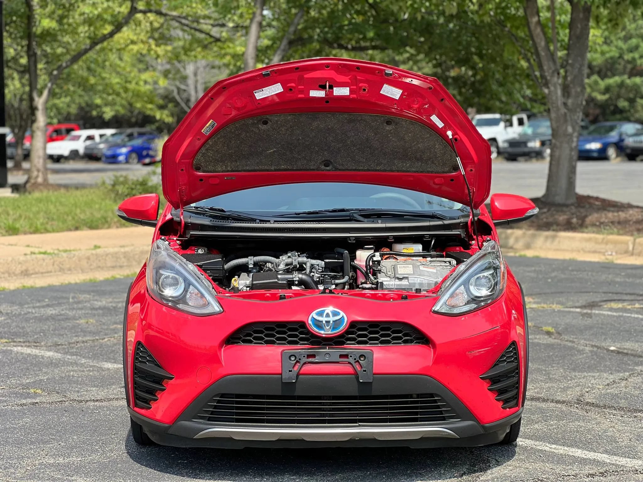 Used 2018 Toyota Prius C Two FWD image 37