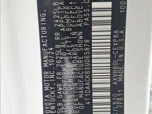 Certified 2025 Toyota Camry XSE FWD image 23