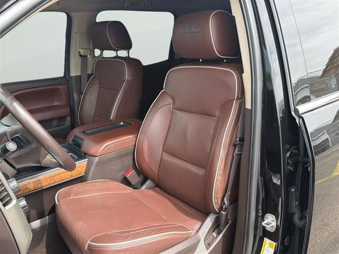 Used 2015 Chevrolet Silverado 1500 High Country w/ High Country Premium Package AWD/4WD image 13