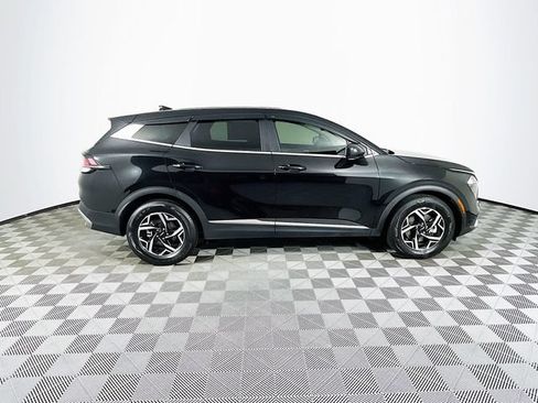Used 2023 Kia Sportage LX FWD image 9